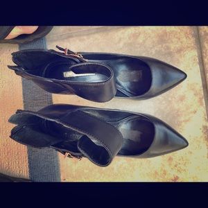 BCBG black heels size 7.5